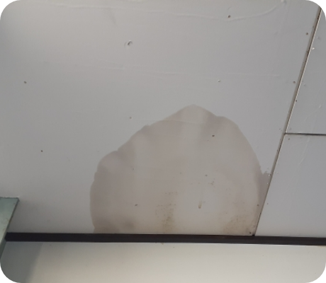 雨漏りの形跡チェックの写真